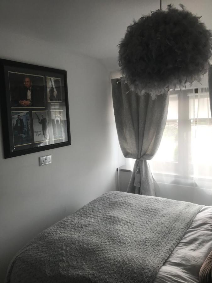 Castle Donington Apartment Exterior foto