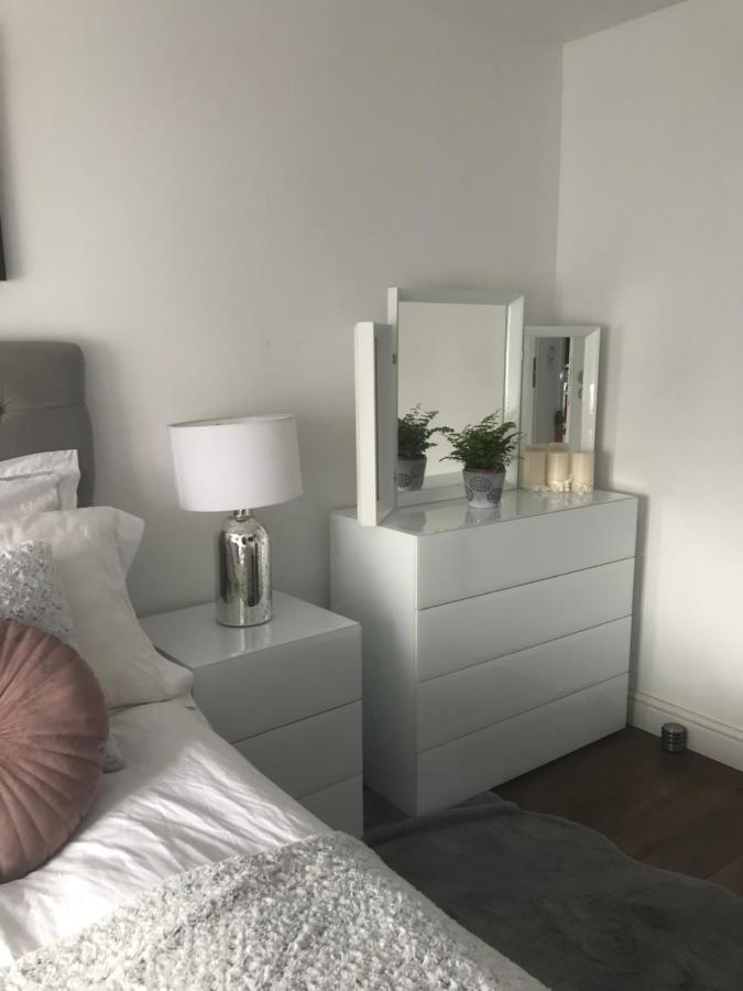 Castle Donington Apartment Exterior foto
